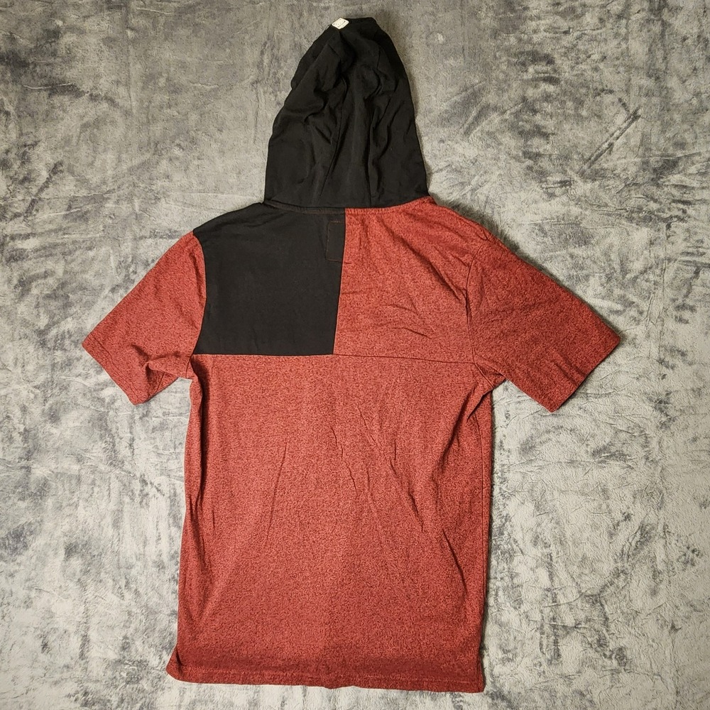 Ecko Unltd Short Sleeve Hoodie Mens Medium Red Black Rhino Jersey Pullover - Picture 2 of 8